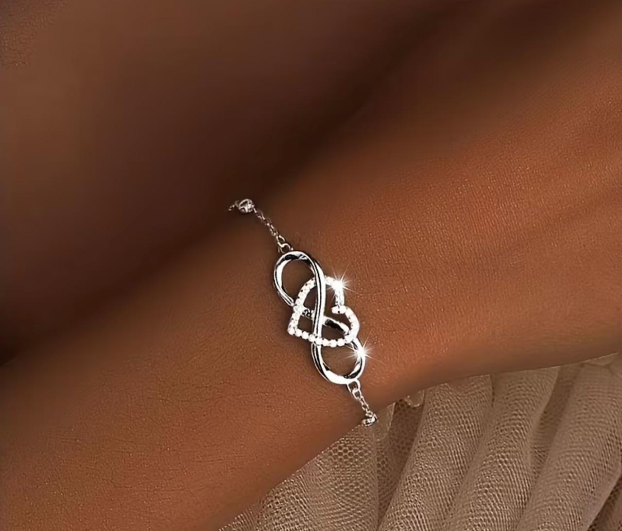 Infinity Heart Bracelet - Silver Rhinestone