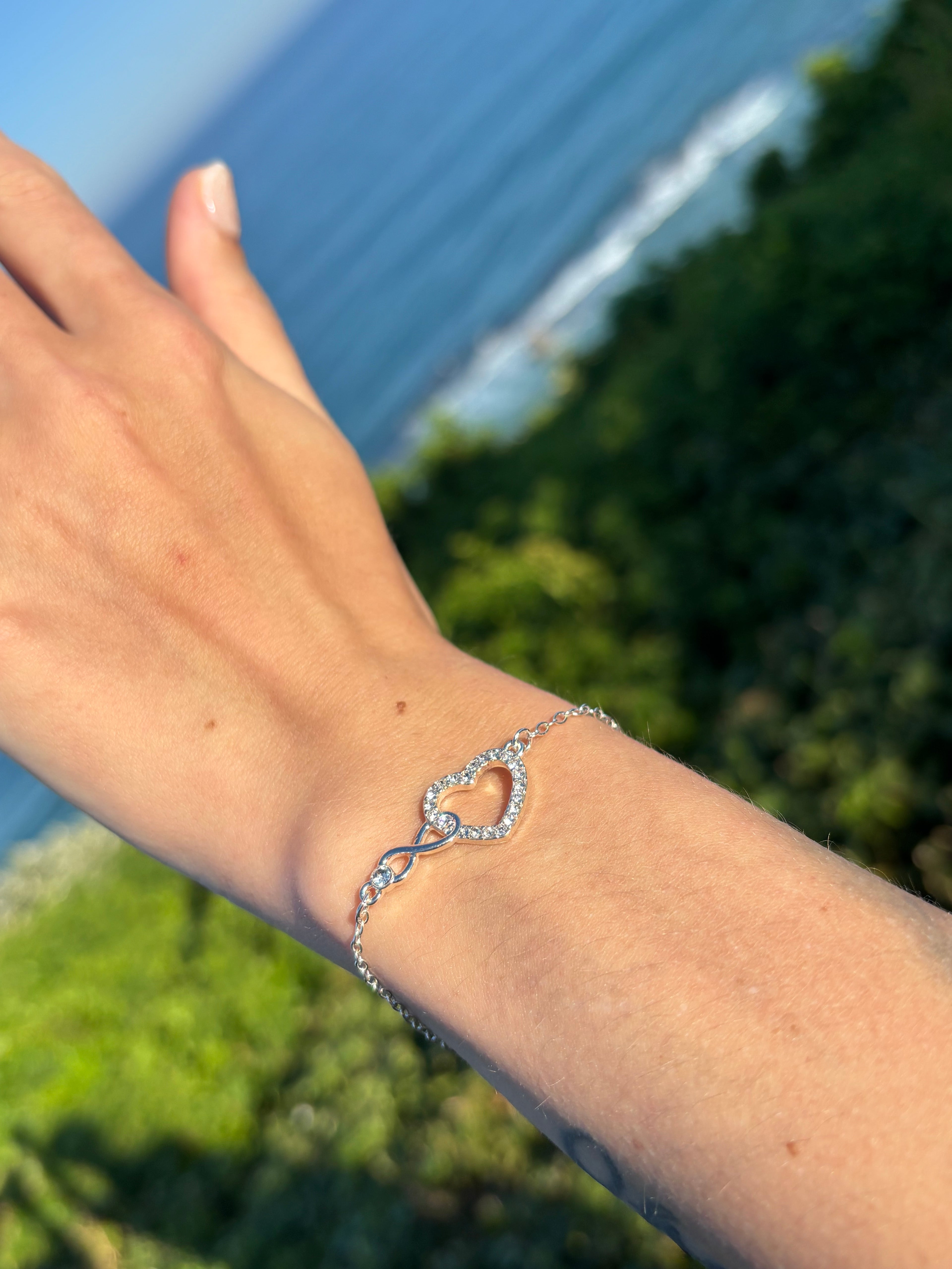 Infinite Grace Heart Bracelet