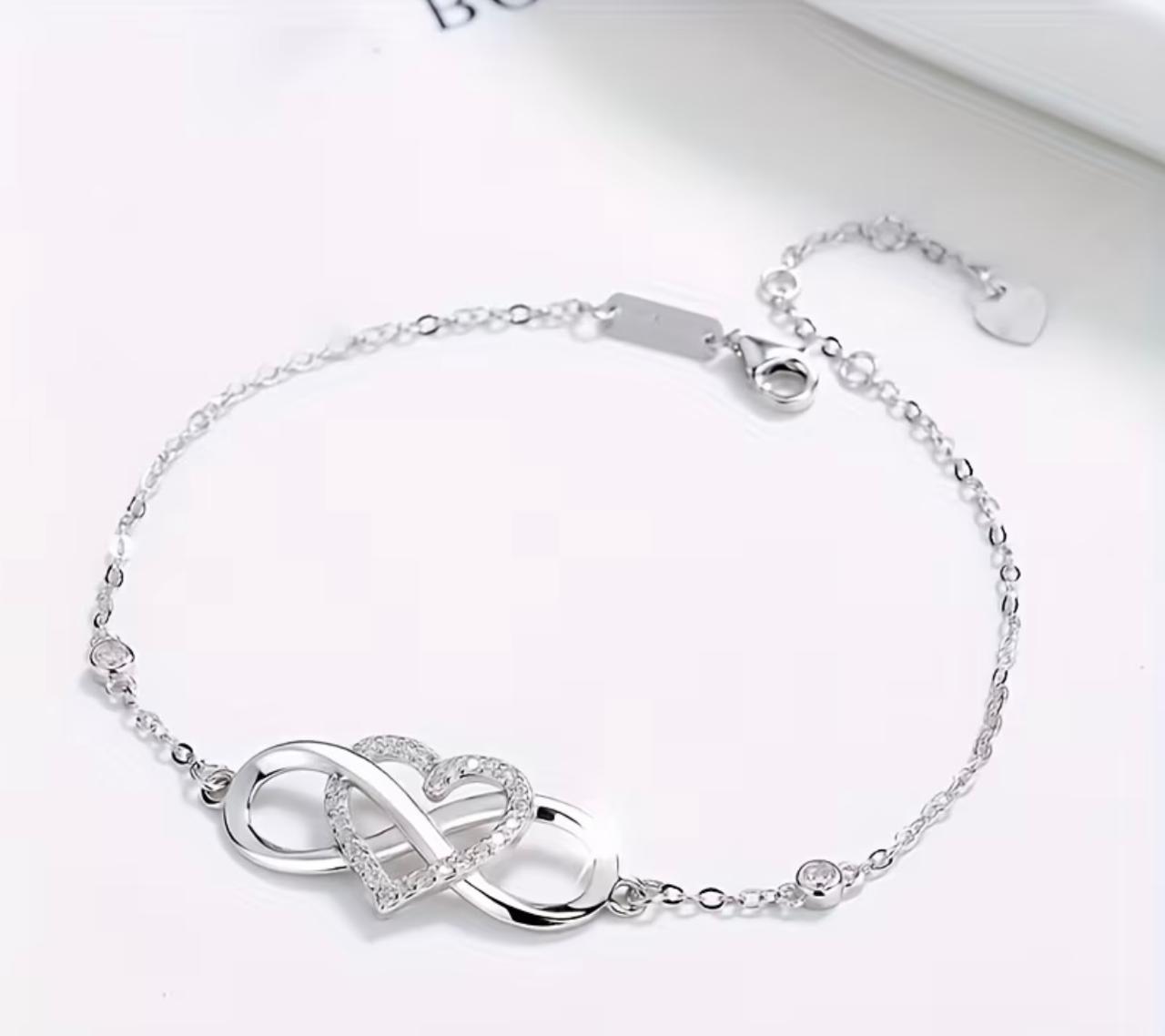 Infinity Heart Bracelet - Silver Rhinestone